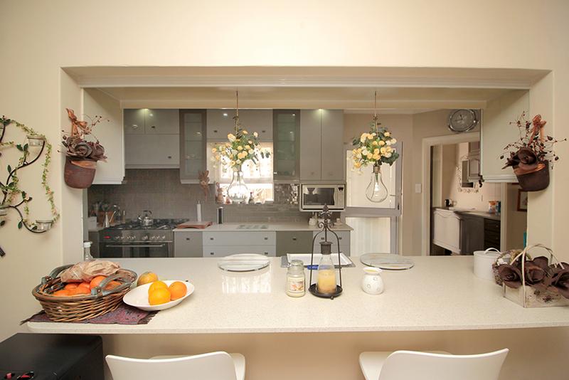 4 Bedroom Property for Sale in Hartenbos Heuwels Western Cape